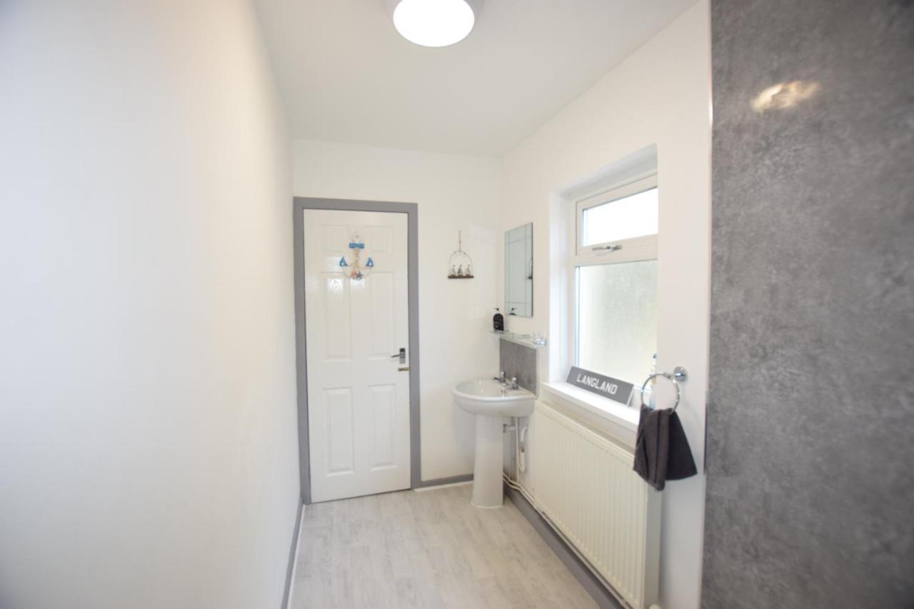 1 Bedroom Holiday Let In The Heart Of West Wales Кармартен Экстерьер фото